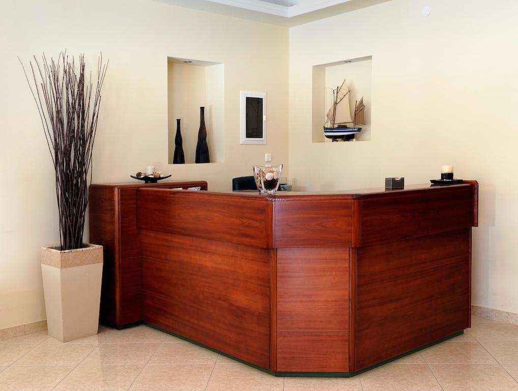 Paralía Nepheli Apartments And Studios מראה חיצוני תמונה