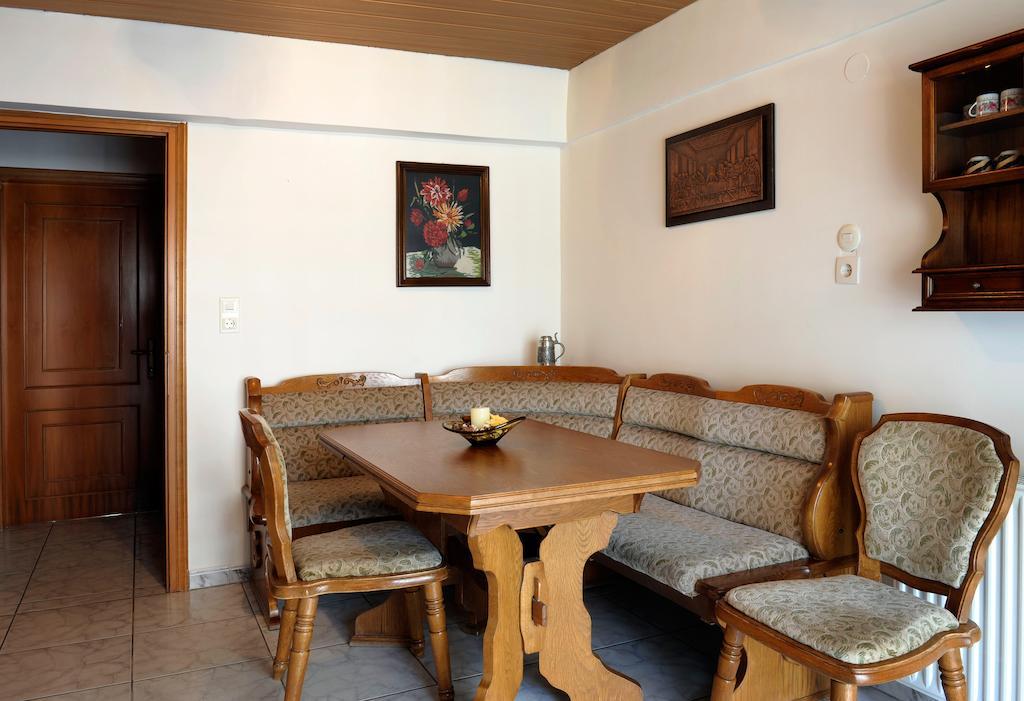Paralía Nepheli Apartments And Studios חדר תמונה